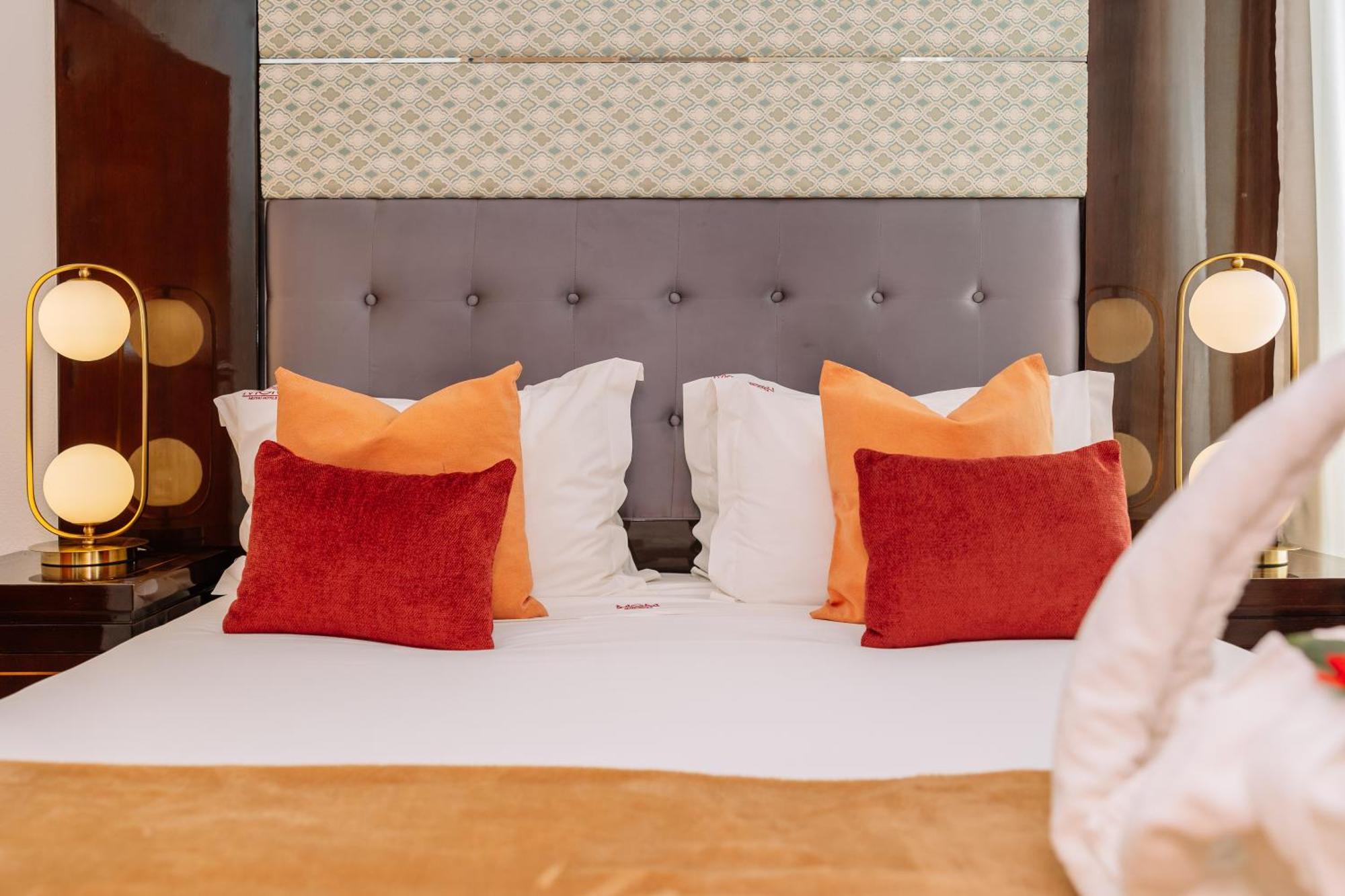 Monicca Collection Suites And Residences Albufeira Exteriör bild
